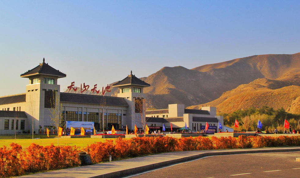 新疆旅行多少钱？