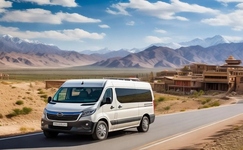 新疆包车7座一天多少钱