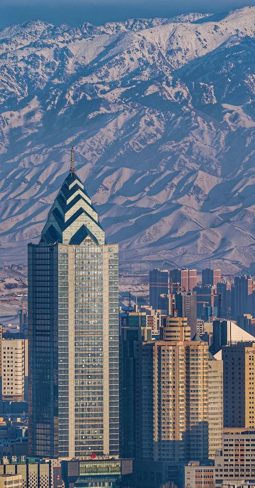 乌市
