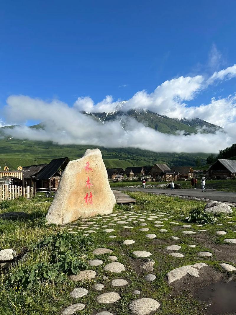 营口去新疆北疆12日游跟团预订全攻略：人均预算与《天喀恋独伊》深度测评